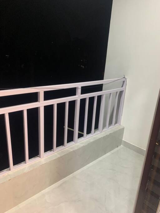 White Orchid, Unique & Stylish, Executive 2Bhk. Apartamento Guwahati Exterior foto